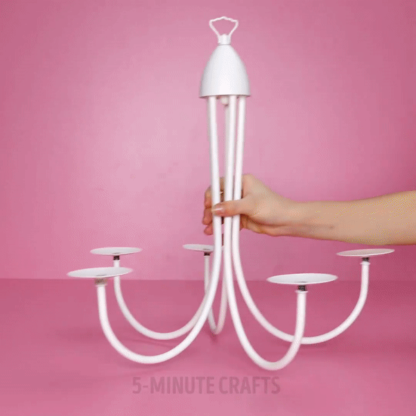 Tận Dụng Đồ Cũ Để Trang Trí Khiến Sân Vườn Của Bạn Trở Nên Sống Động Hơn